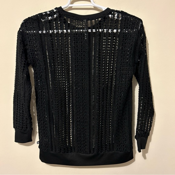 Fabletics Crochet Open Knit Top Shirt Women’s Small Black Casual Oversized EUC - Picture 2 of 9